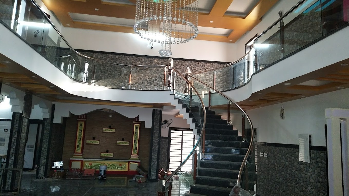 GLASSRAILING FOR STAIRS IN KOCHI